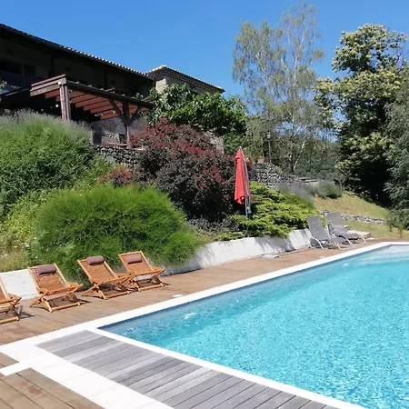 Là-haut Maison D'hôtes 2*
