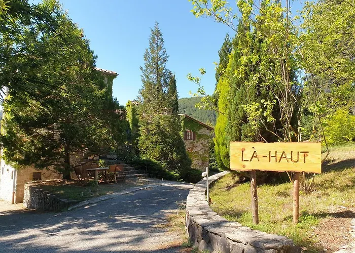 La-haut 